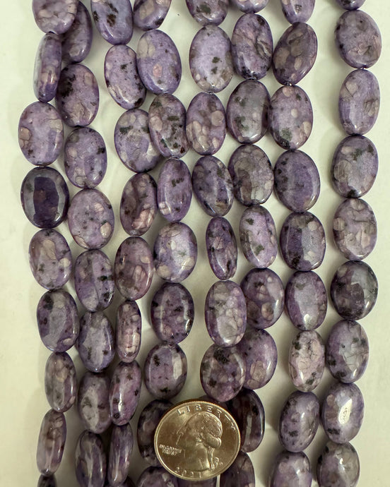 Purple Kiwi Quartz, 17x13x6mm puff oval, 15