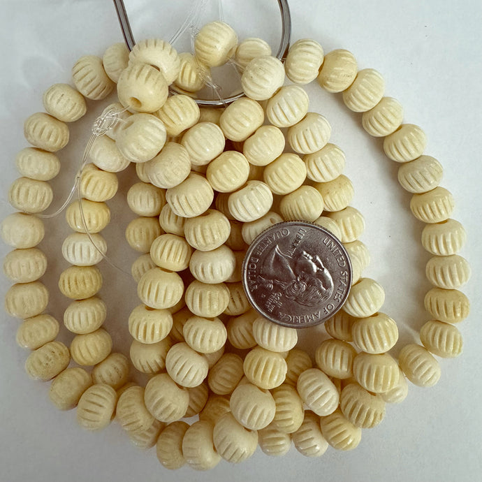 bone, off white, 10x8mm carved lines rondelle, 25pc, sold per strand