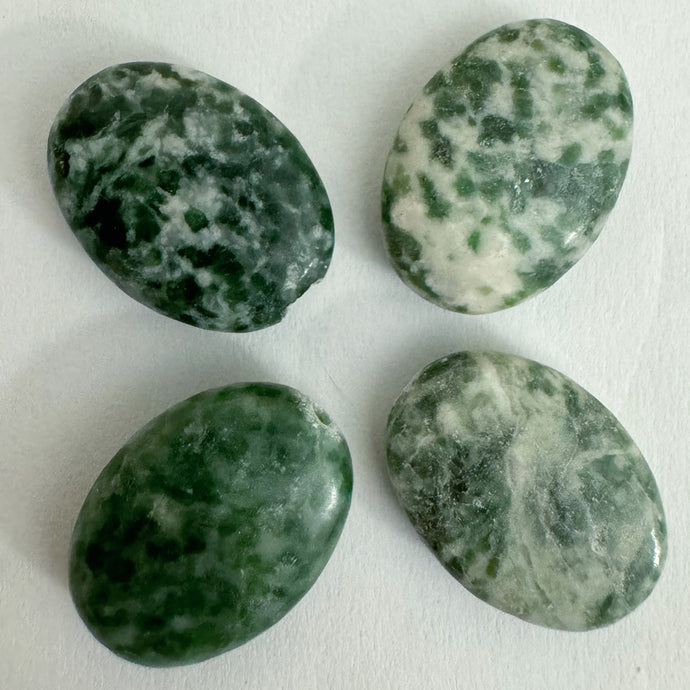 zing jiang jade, 18x14x7mm puff oval, sold per single bead