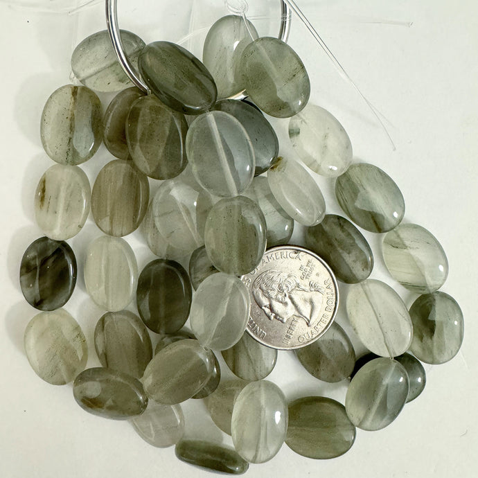 natural gray cloudy quartz, 18x13x6mm puff oval, 11pc strands, sold per strand