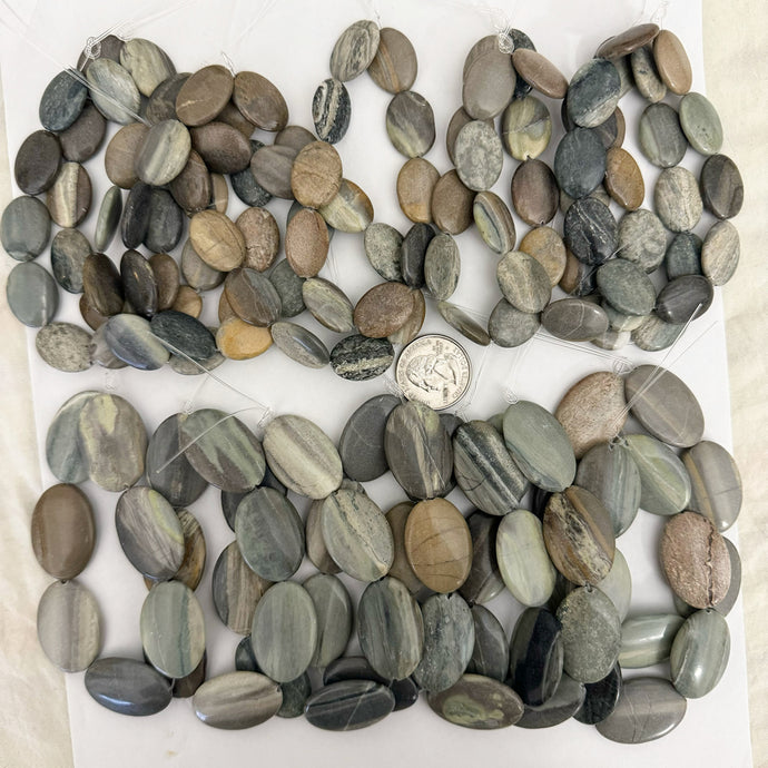 green forest jasper, 20-30mm shape mix, half strands, 18 half strand lot