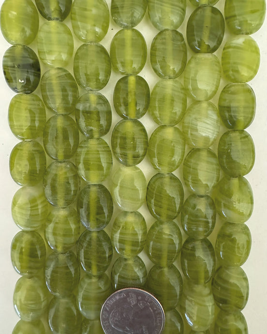 swirl motif glass, pale lime green white, 19x15x9mm pear, 15