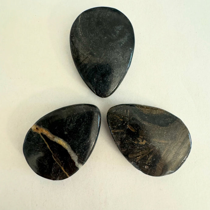 black turritella agate, 24x18x6mm puff teardrop, sold per single bead