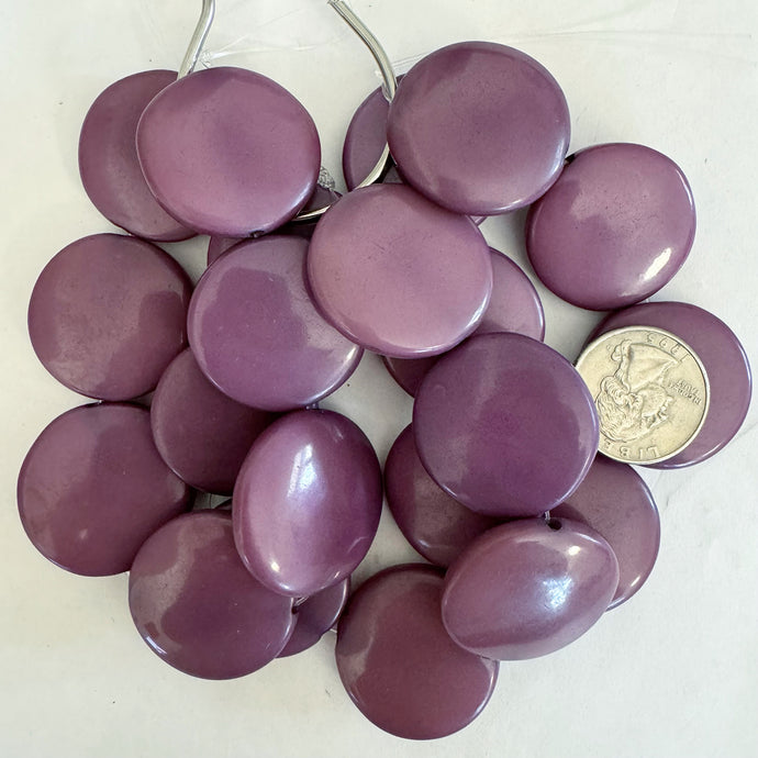 resin, pale purple, 30x30x9mm puff coin, 7pc strand, sold per strand