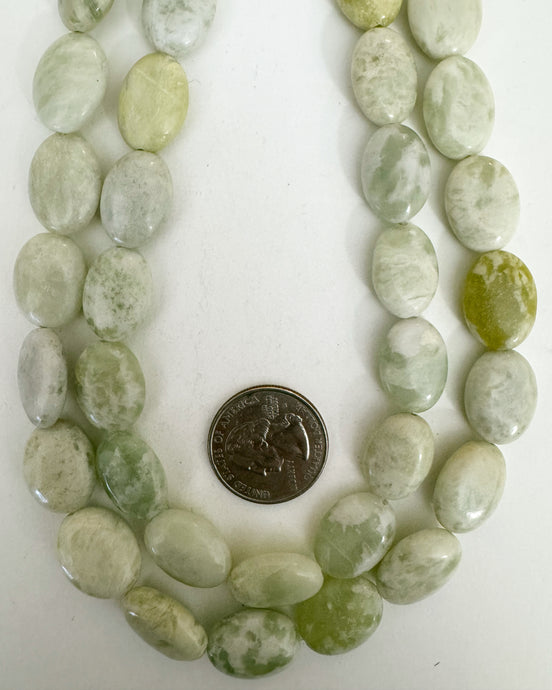 natural peace jade, 18x13x8mm oval, 15