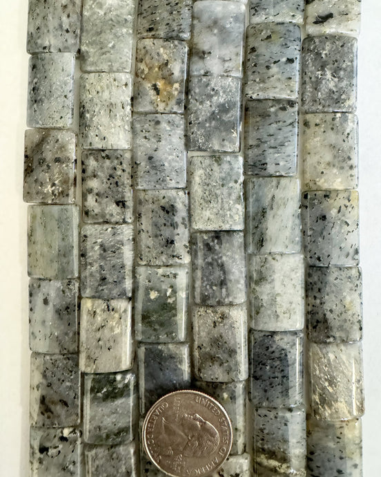 Gray Kiwi Quartz, 20x14x5mm flat rectangle, 15