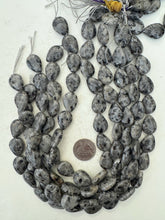 black labradorite, 20x14x7mm pear teardrop, 15" strand, sold per strand (lighter batch)