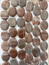 brown banded agate, 44x34x8mm oval, 15" strand, sold per strand