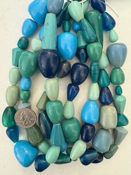 aqua blue pear teardrop mix, vintage look resin, 15
