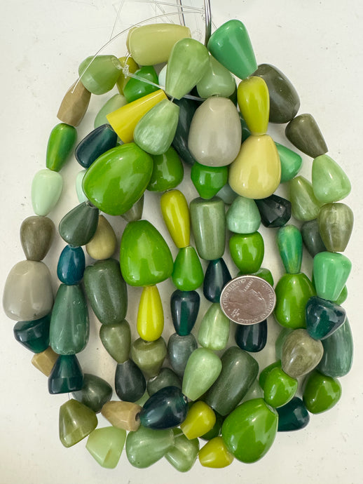 bright green teardrop pear shape mix, vintage look resin, 15
