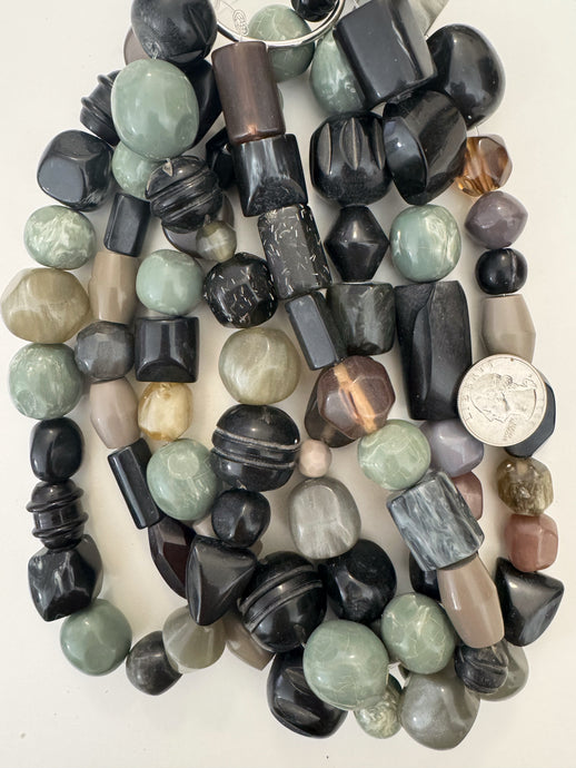 pale purple mint black gray carved shape mix, vintage look resin, 15