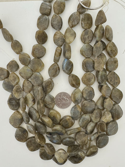 labradorite, 16-23mm mixed flat shape, 15
