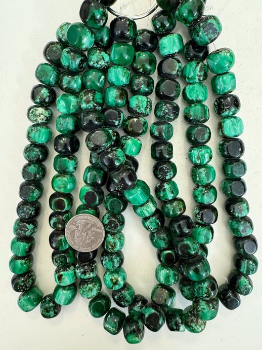 black green white swirl, vintage look resin, 15x12mm nugget rondelle, 15