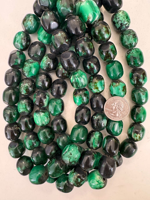 black green white swirl, vintage look resin, 18x17mm nugget barrel, 15