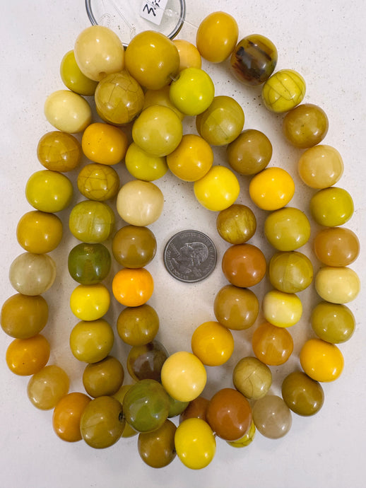 yellow multi color mix, vintage look resin, 17-19mm size mix round, 15