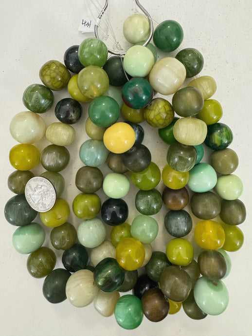 green multi color mix, vintage look resin, 18-22mm size mix round, 15