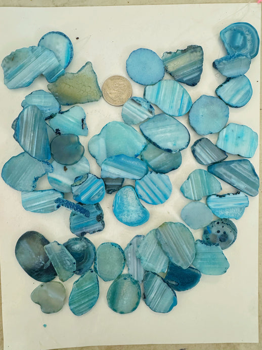 bright blue enhanced agate, 25-50mm slices pendants mix, 15