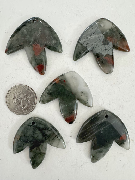 gray bloodstone, 42x42x5mm carved leaf motif pendant mix, 5 piece lot (batch 4)
