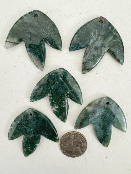 moss agate, 42x42x5mm carved leaf motif pendant mix, 5 piece lot (batch 3)