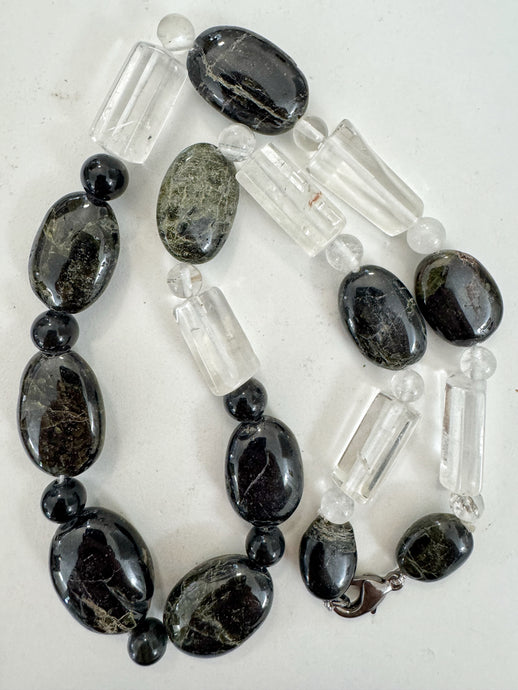 natural black/green tourmaline, natural quartz, 18
