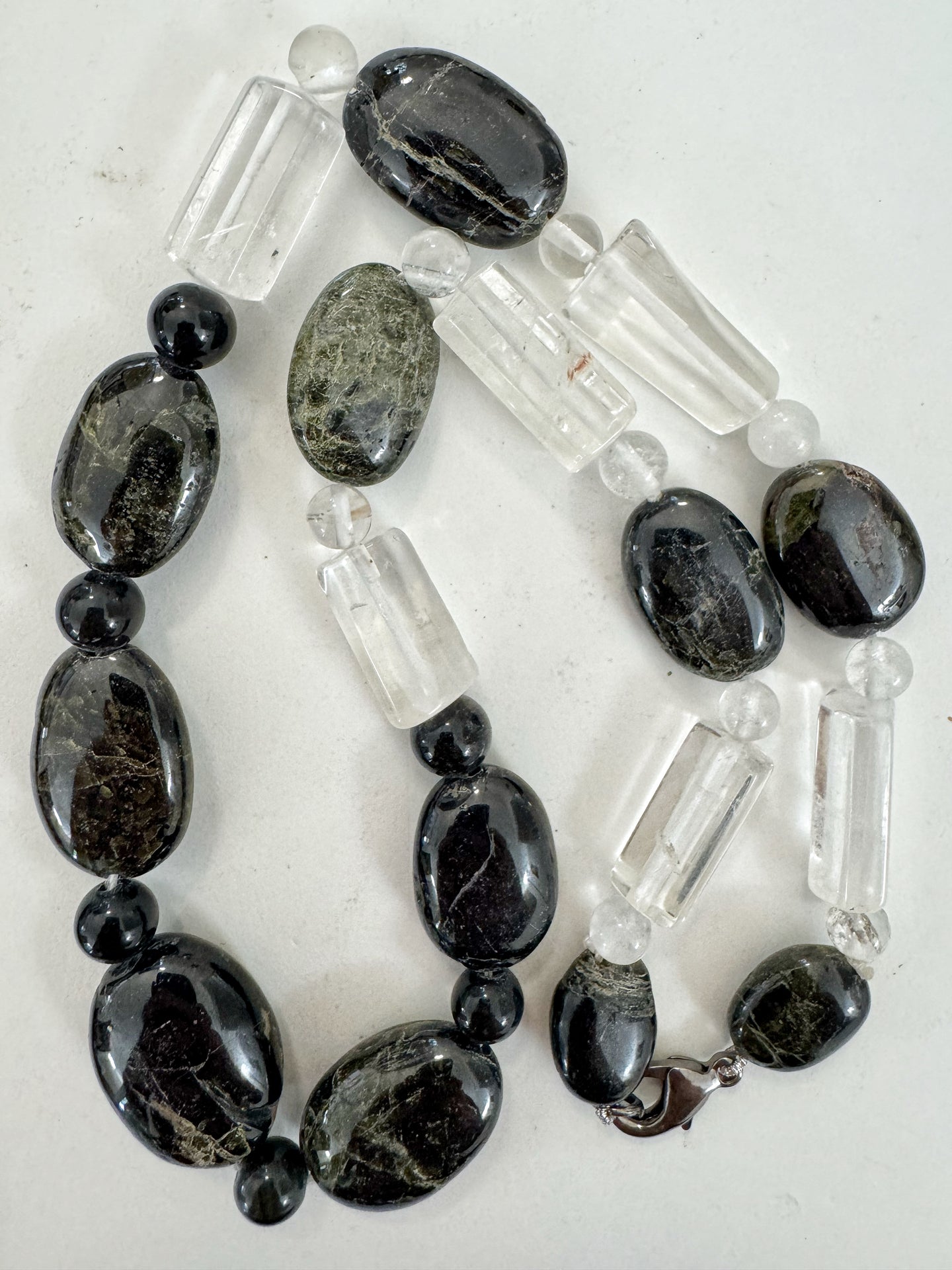natural black/green tourmaline, natural quartz, 18