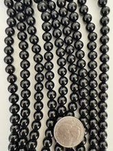 onyx, 8mm round, 15" strand,  SOLD PER STRAND
