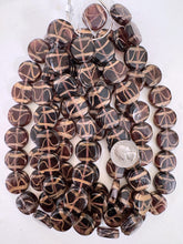 dark red purple metallic copper swirl, vintage look glass, 20x20x7mm coin, 15" strand, sold per strand