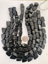 onyx, 14-24mm nugget mix, 15" strand,   SOLD PER STRAND