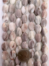 blood vein quartz, 17x12x6mm oval, 15" strand,  SOLD PER STRAND