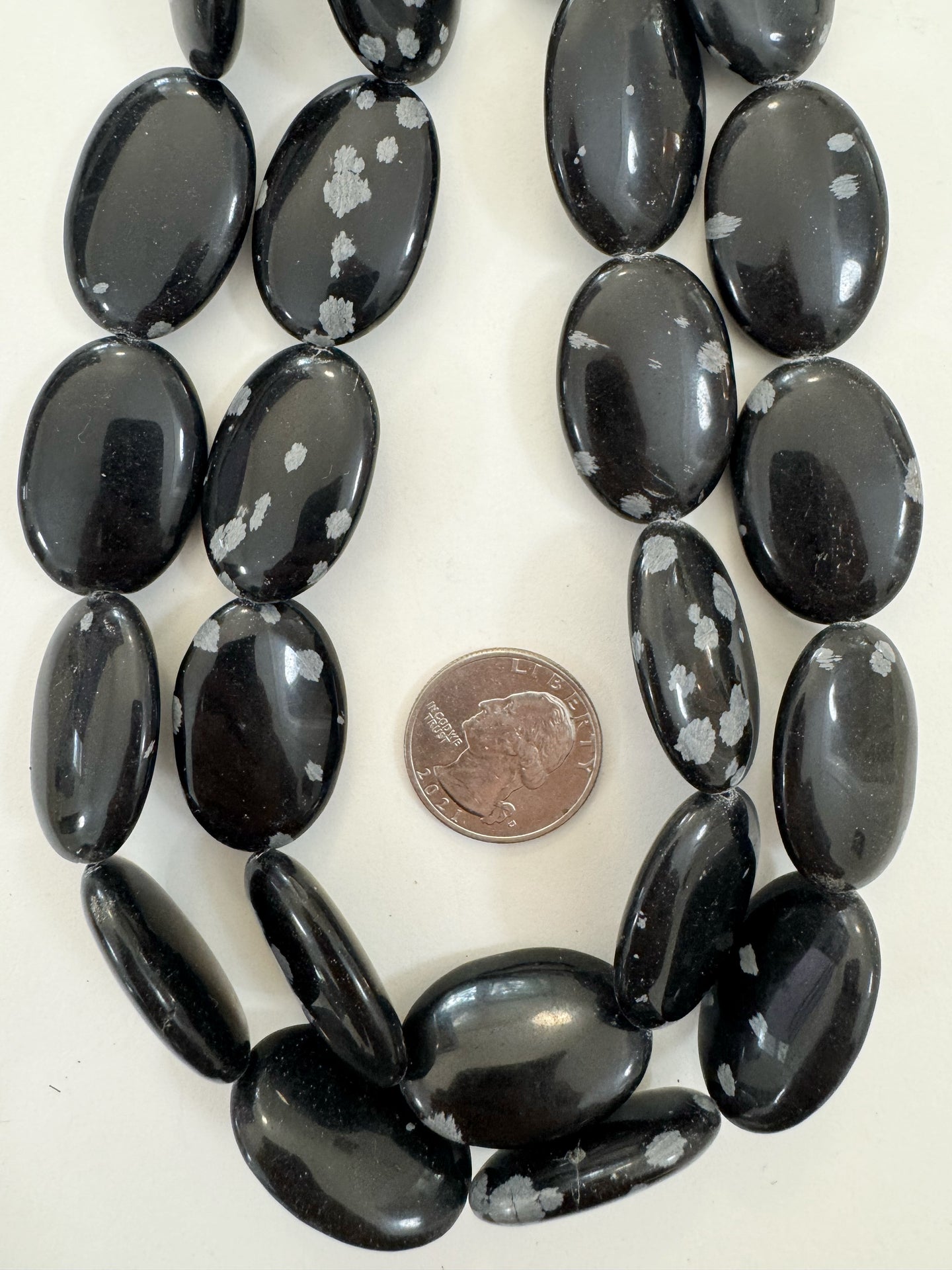 snowflake obsidian, 30x20x8mm oval 15