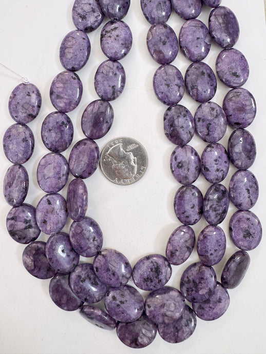 purple enhanced kiwi quartz, 20x15x6mm oval, 15
