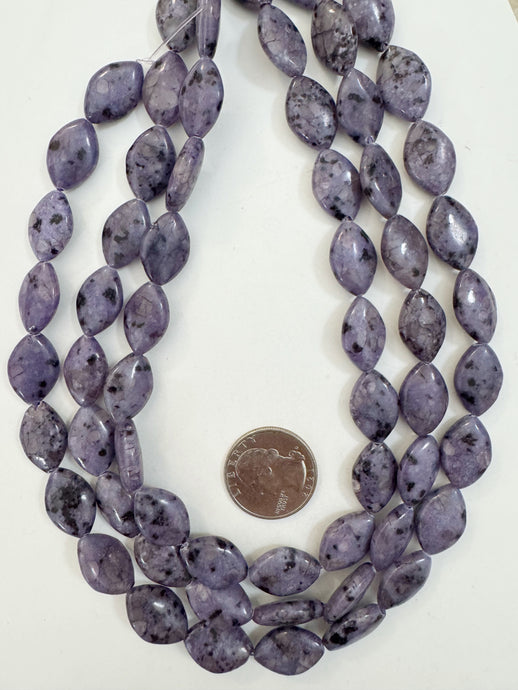 purple enhanced kiwi quartz, 19x12x6mm horse eye, 15