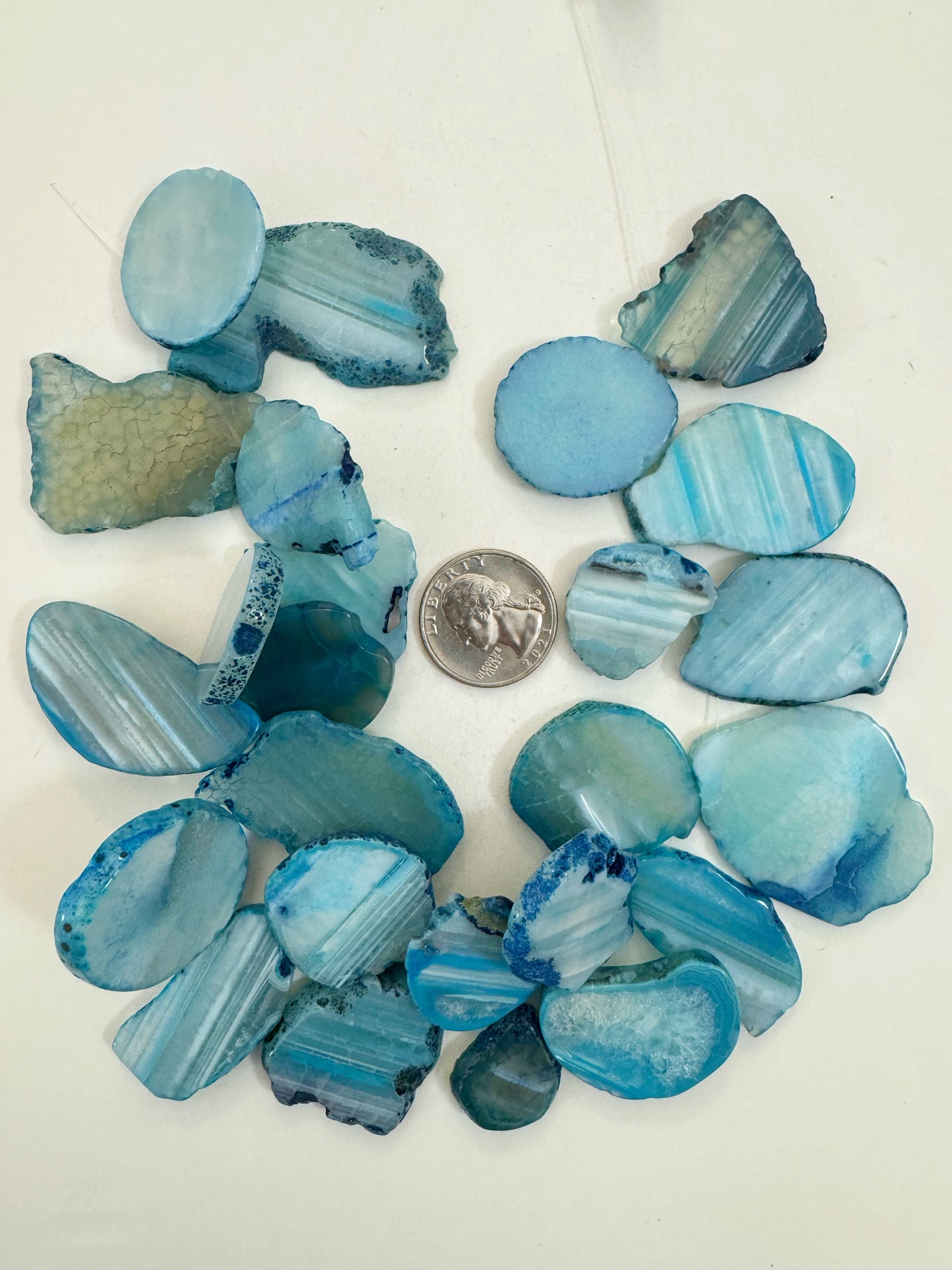 bright blue enhanced agate, 25-50mm slices pendants mix, 15