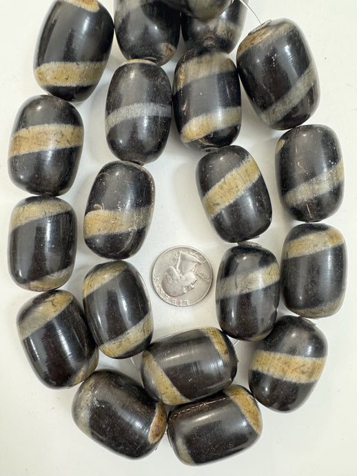 black off white golden horn, spiral motif, 32x24mm barrel tube, 15
