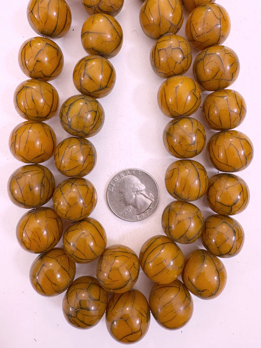 dark pale orange black crackle, vintage look resin, 19mm nugget round, 15