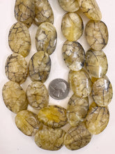 pale yellow dark brown crackle, vintage look resin, 36x23x10mm overlapping oval, 15" strand, sold per strand