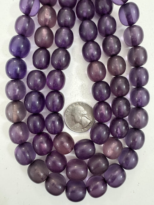 dark royal purple, single color, vintage look resin, 31x26mm barrel, 15