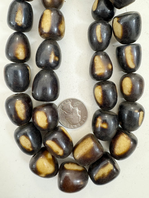 brown off white stripe motif, faux bone, vintage look resin, 22x20mm pear teardrop, 15