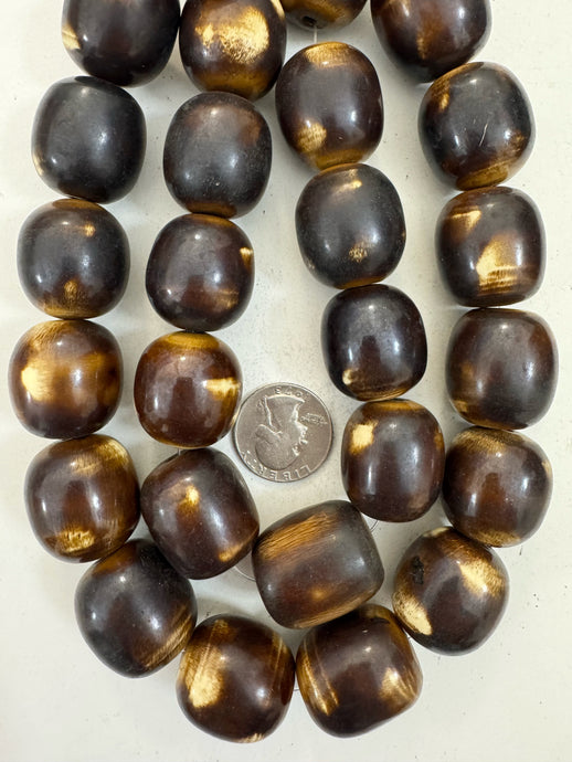 brown off white, faux bone, vintage look resin, 26x23mm barrel, 15