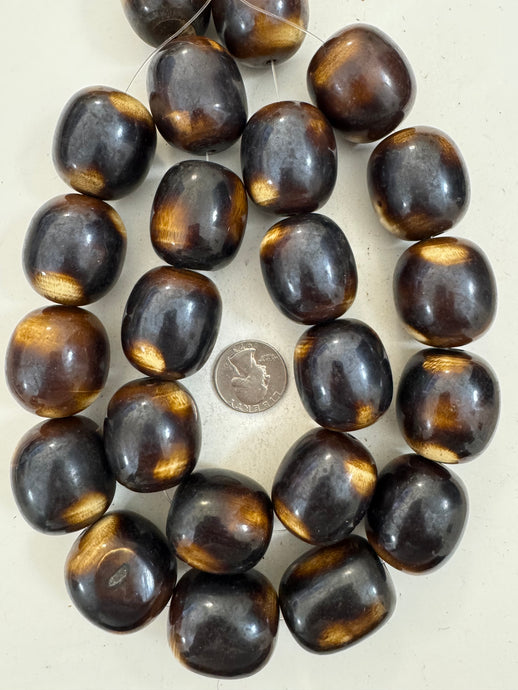 dark chocolate brown off white, faux bone, vintage look resin, 32x29mm barrel, 15