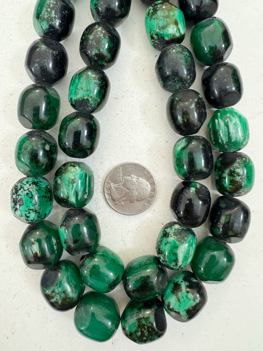 black green white swirl, vintage look resin, 18x17mm nugget barrel, 15