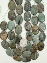 green snake skin jasper, 30x22x8mm oval, 15" strand, sold per strand