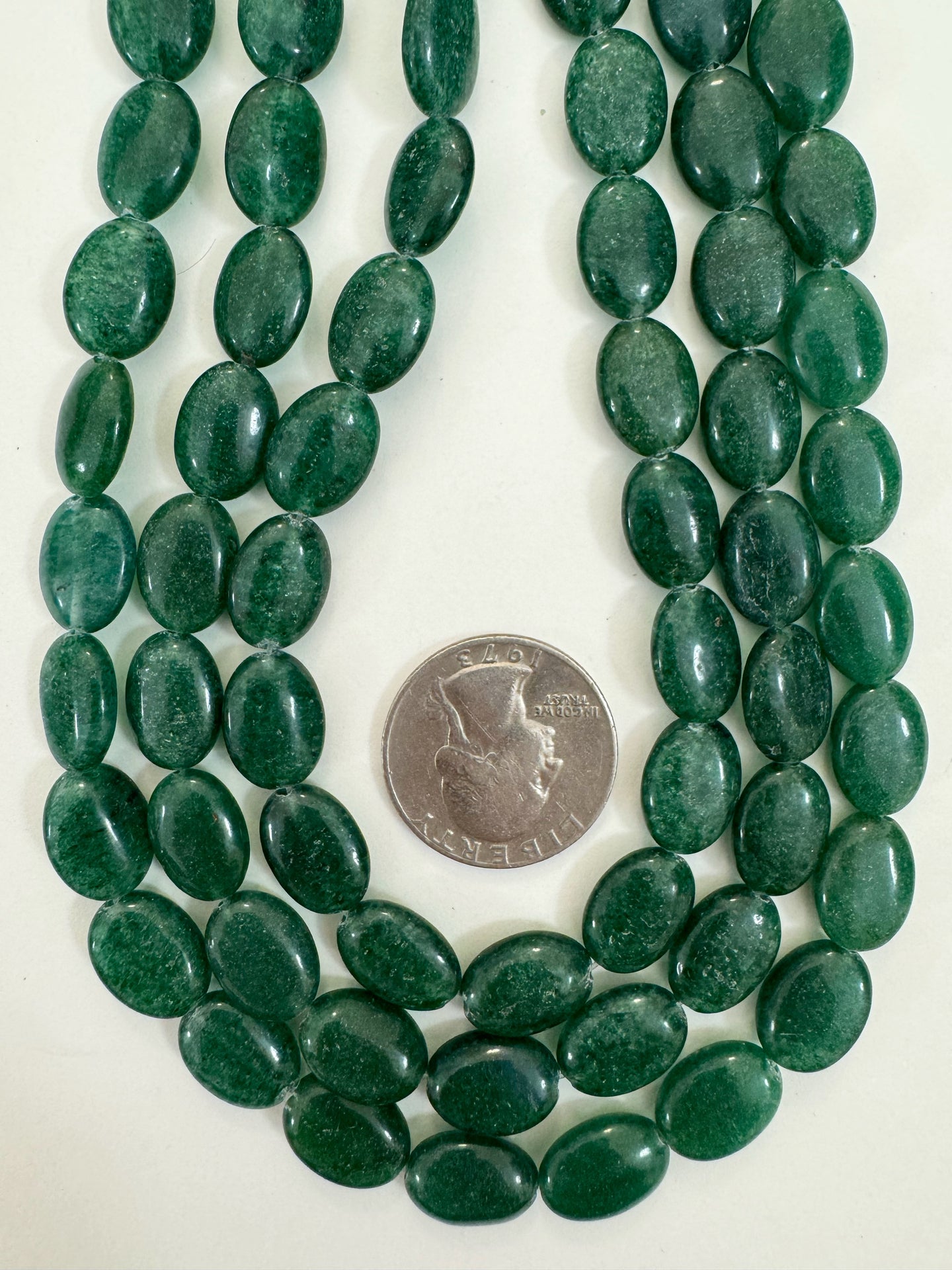 indian green aventurine, 15x10x5mm oval, 15