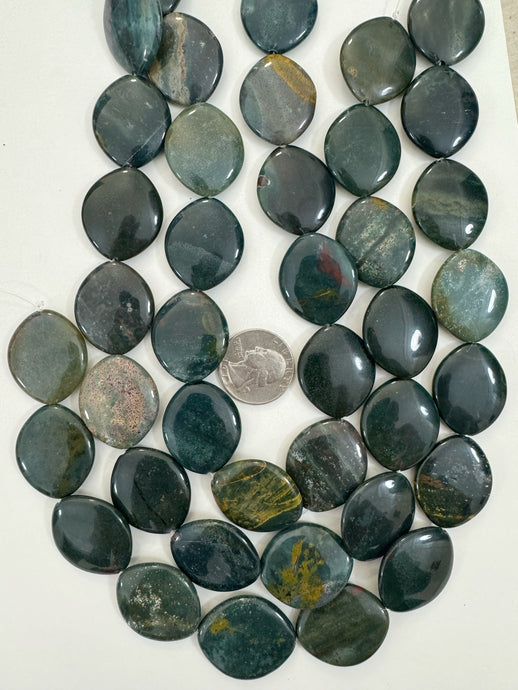 yellow green bloodstone, 29x24x6mm horse eye, 15