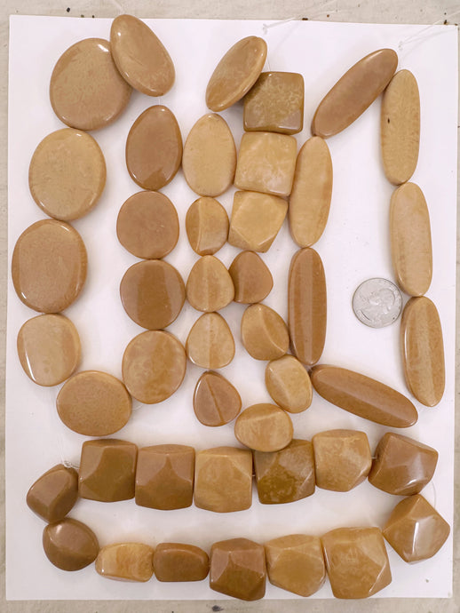 pale dark pearly red caramel mix, vintage look resin, size and shape mix, 15