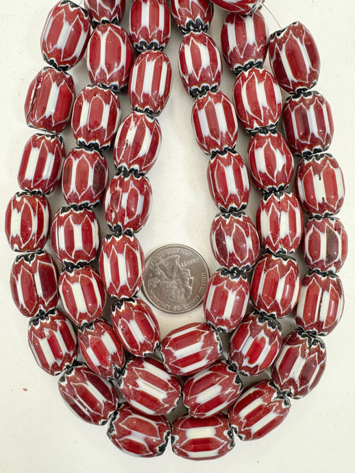 dark pale red white black chevron motif, vintage look glass, 21x16mm barrel mix, 15