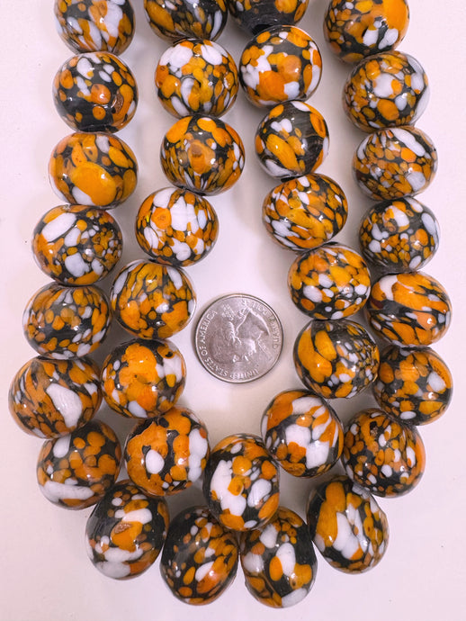 pale orange white black mix spotted swirl motif, vintage look glass, 20x18mm rondelle mix, 15