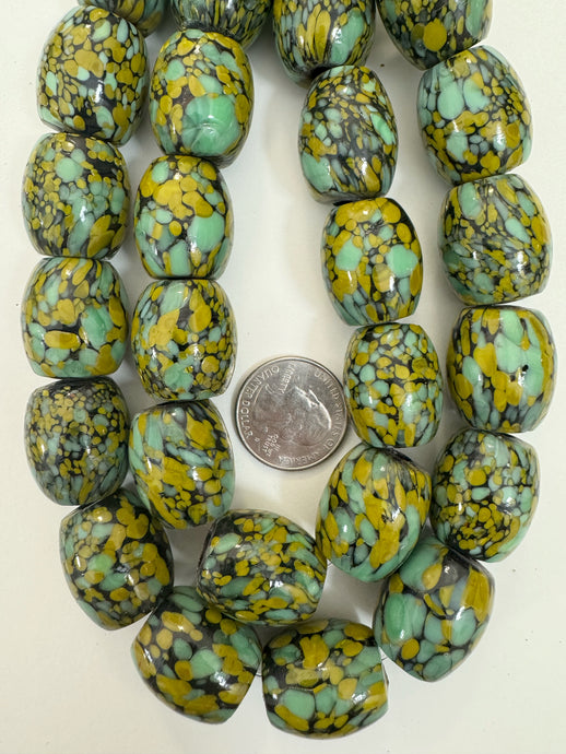 pale mint green olive yellow black mix spotted swirl motif, vintage look glass, 23x19mm barrel mix, 15