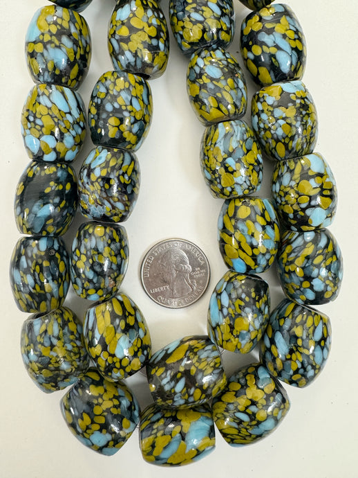 pale sky blue olive yellow black mix spotted swirl motif, vintage look glass, 23x19mm barrel mix, 15