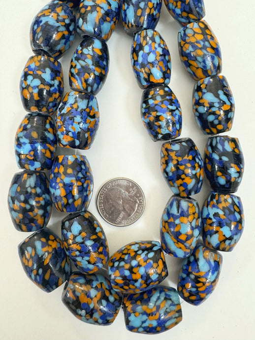 pale sky blue dark blue orange black mix spotted swirl motif, vintage look glass, 25x19mm barrel mix, 15